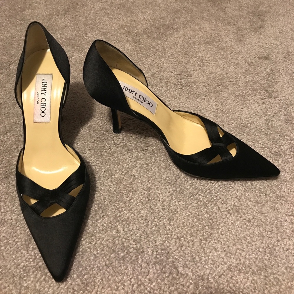 Pointy kitten Jimmy Choo pumps